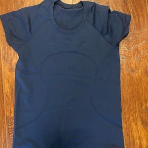 Lululemon Athletica Navy Short Sleeve Tee